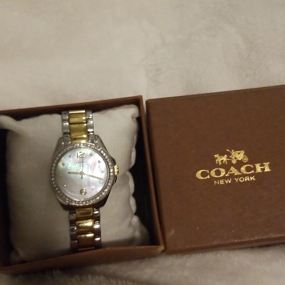 Watch - Picture 2 of 2